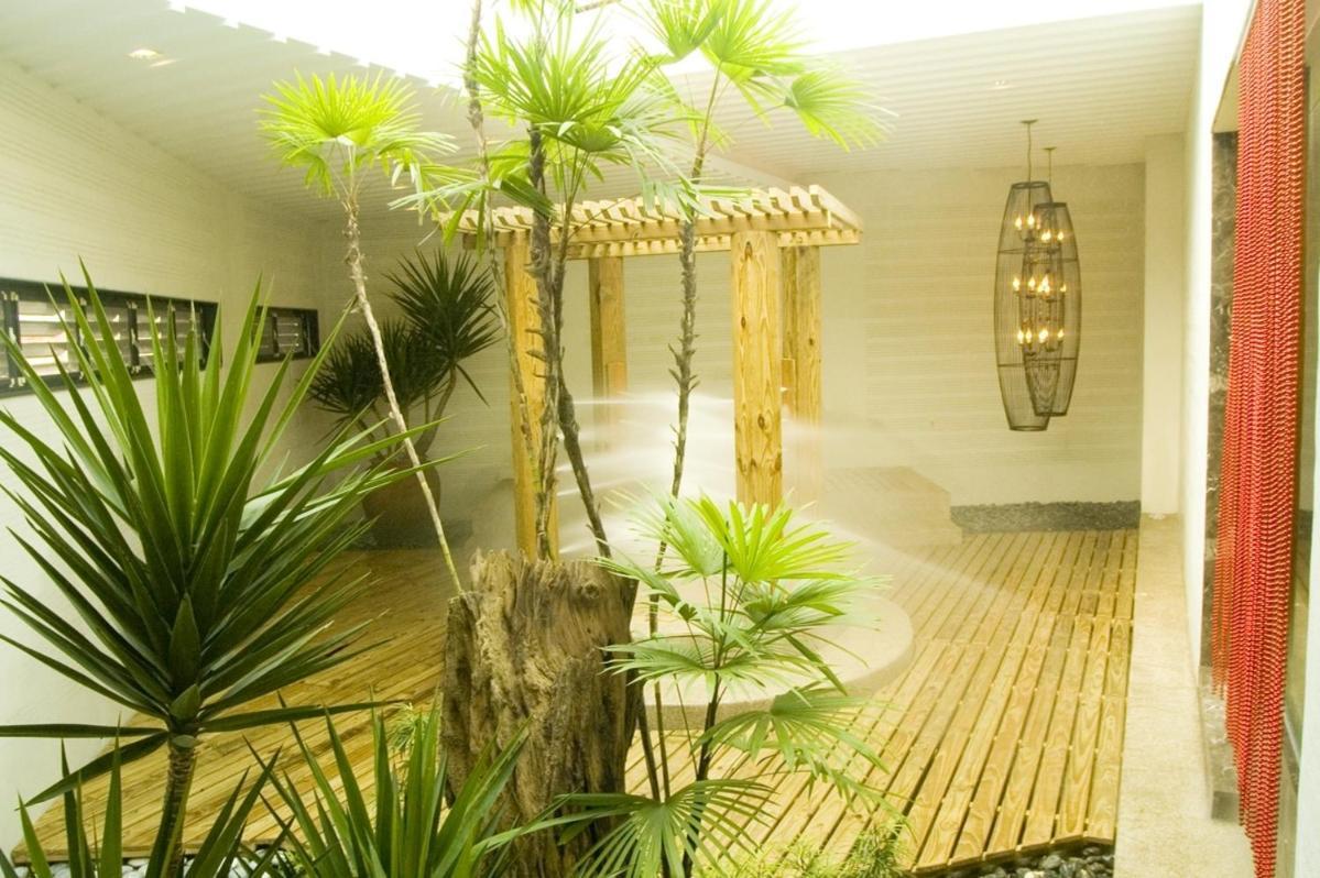 Hip Spa Motel Taichung Esterno foto