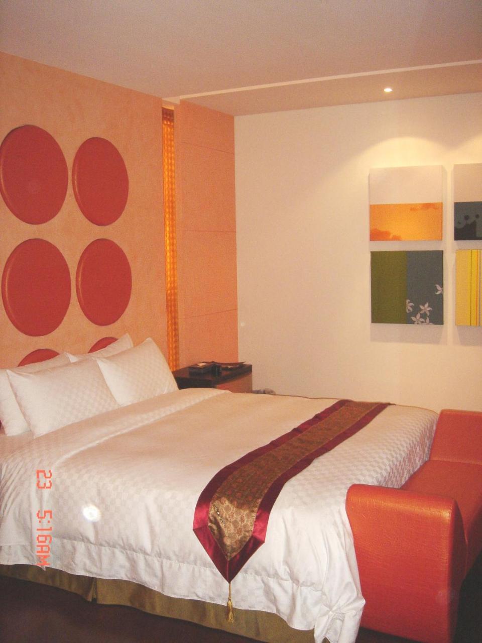 Hip Spa Motel Taichung Esterno foto