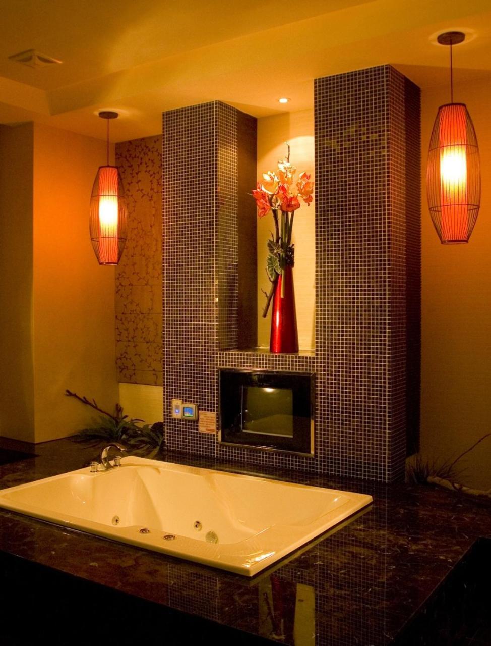 Hip Spa Motel Taichung Esterno foto