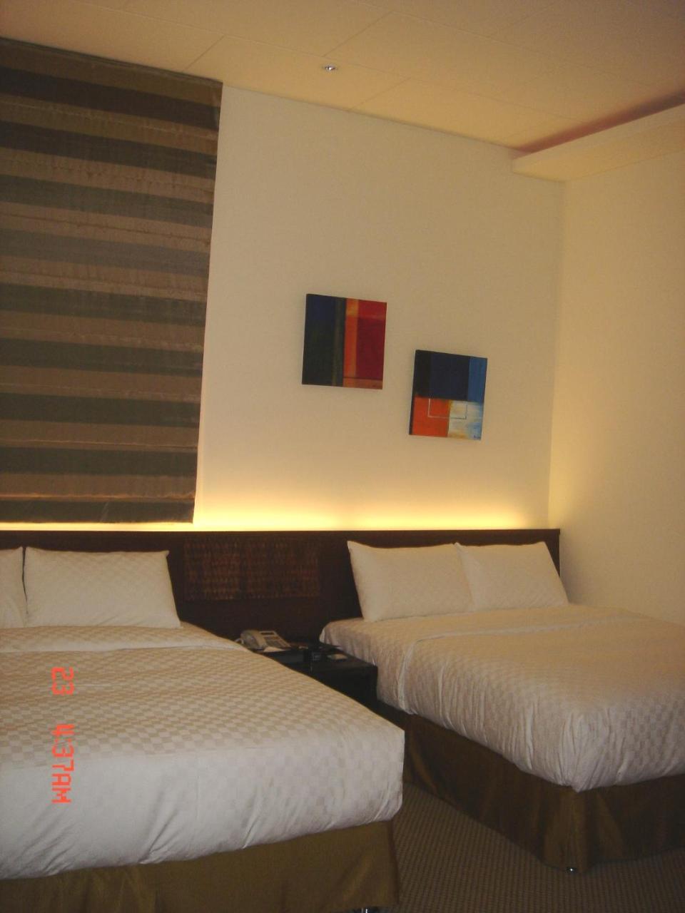 Hip Spa Motel Taichung Esterno foto